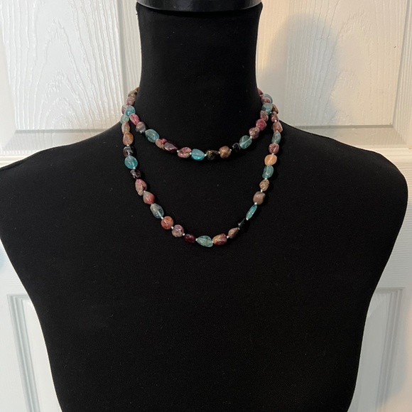 Curated Jewelry Set #27 - Necklace, Bracelet, Earrings (multicolor) - Picture 3 of 7